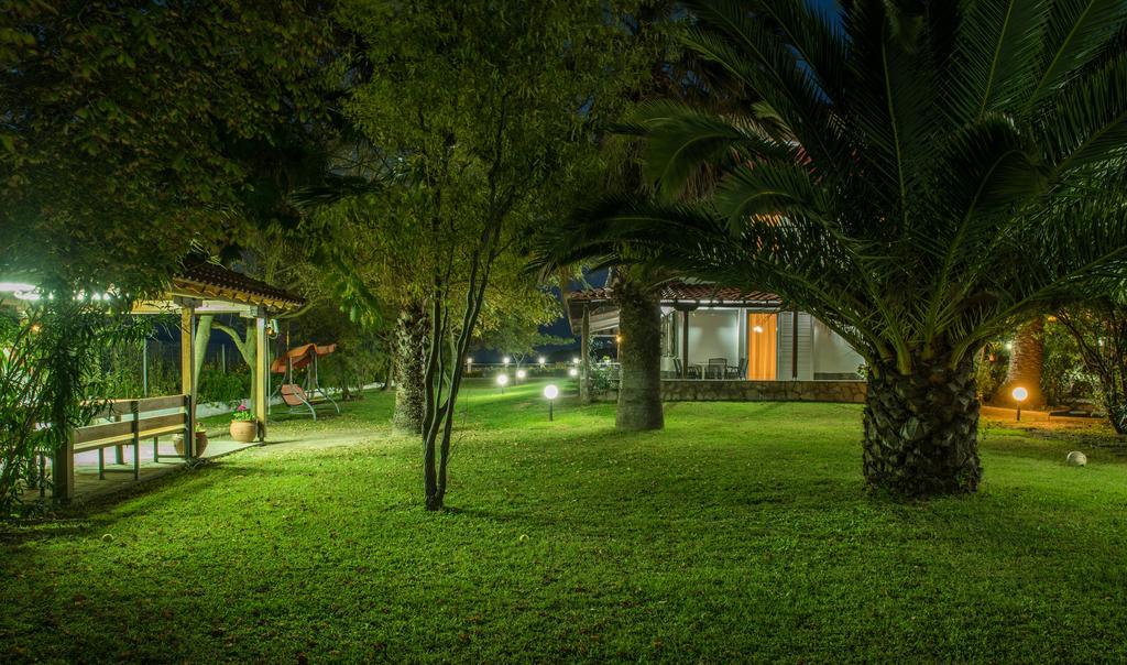 Linaraki Studios & Apartments Sikia Halkidiki Екстер'єр фото